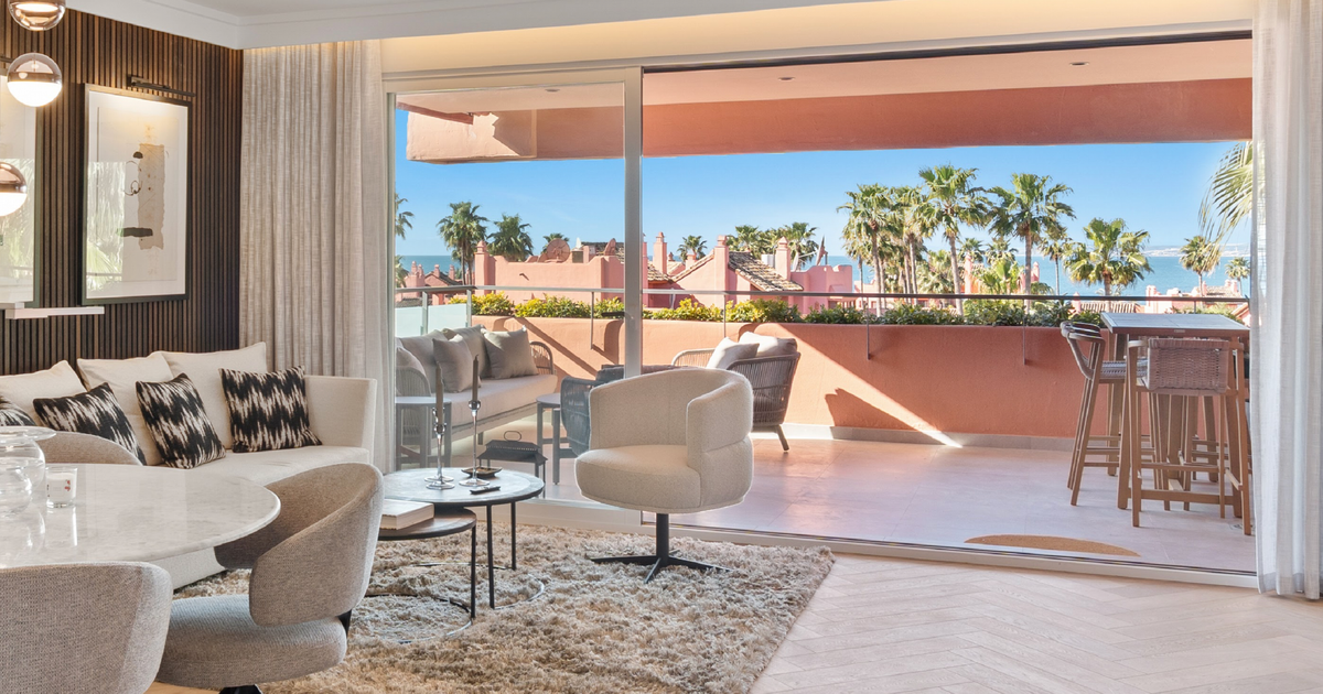 Duplex Penthouse in Estepona, Beach Side New Golden Mile, Estepona, 1/12