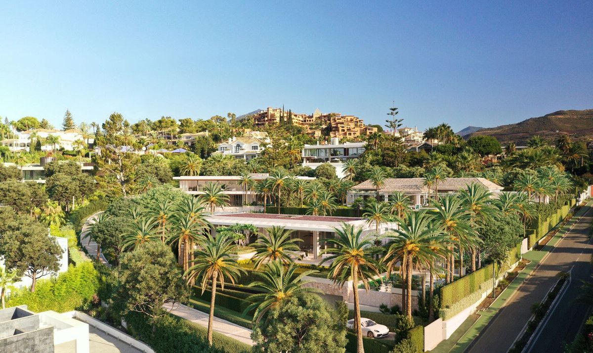 Residential Plot in Nueva Andalucía, Nueva Andalucía, 4/12
