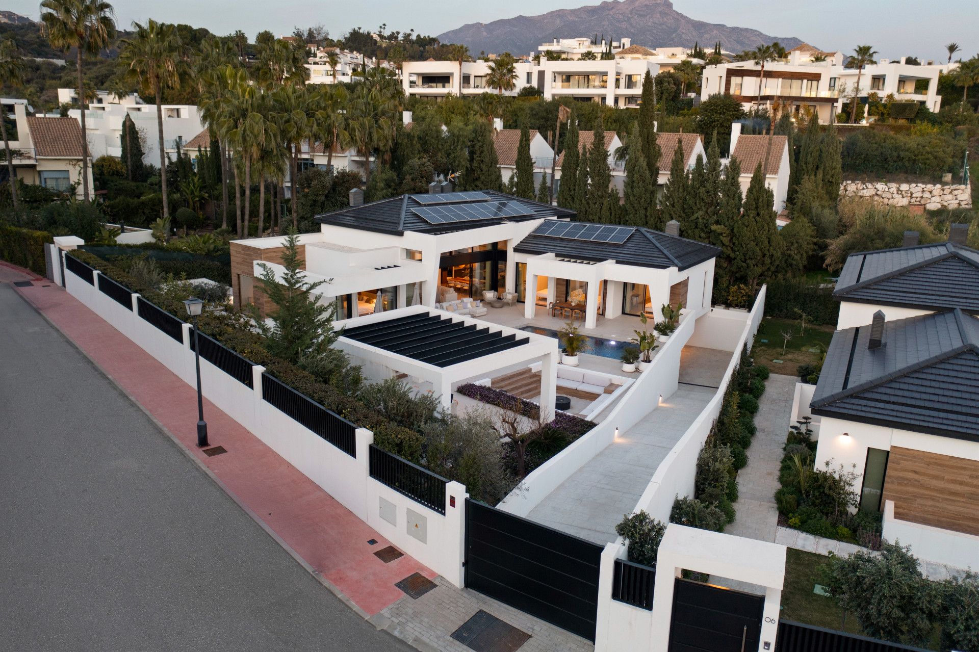 Villa i Nueva Andalucia, Los Naranjos, Nueva Andalucia, 5/12
