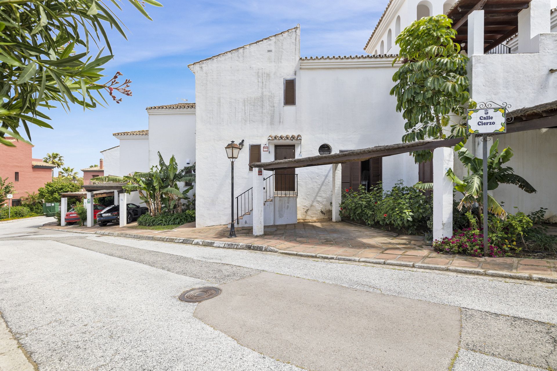 Herenhuis in Estepona, Bahia Azul, Estepona, 4/12