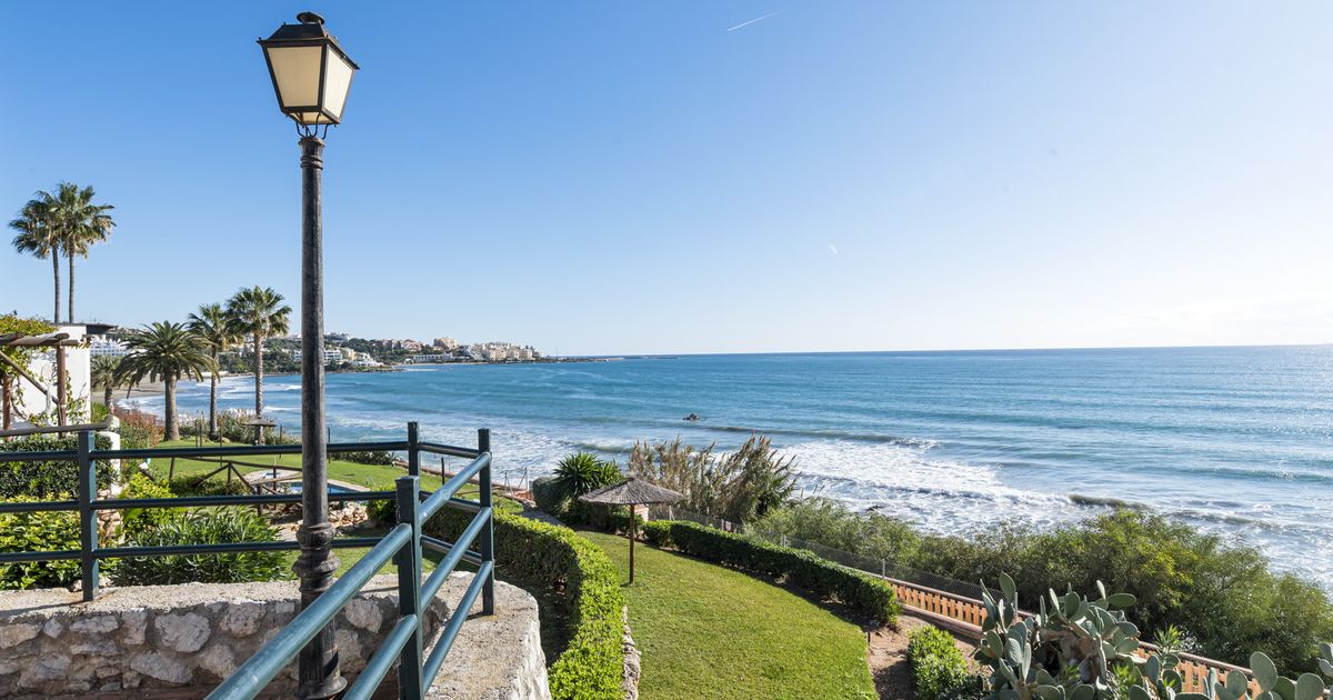 Herenhuis in Estepona, Bahia Azul, Estepona, 6/12