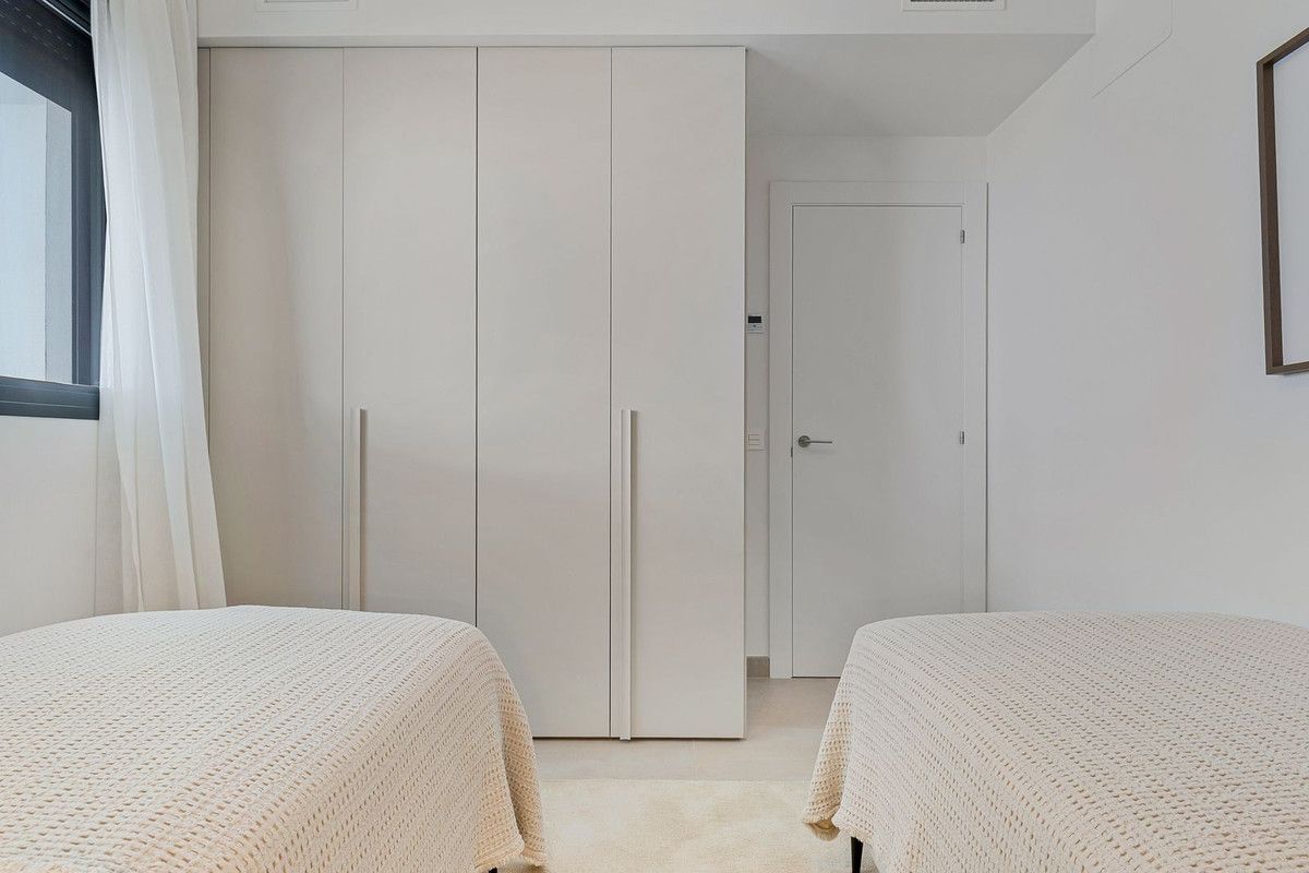 Apartamento de Planta Media en Fuengirola, Fuengirola, 9/12