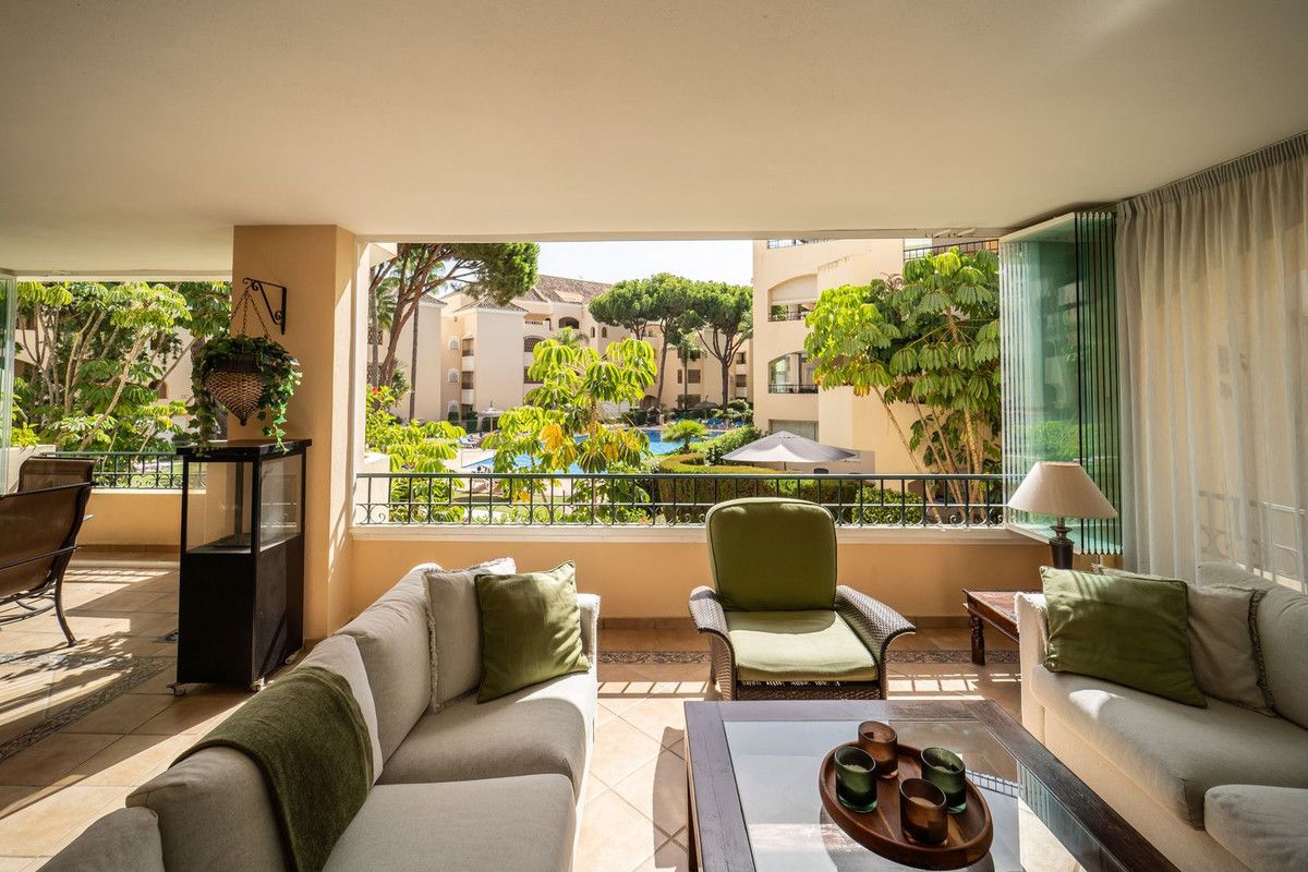Appartement au premier étage à Elviria, Elviria, 5/12