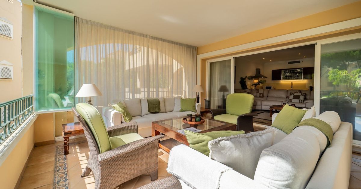 Appartement au premier étage à Elviria, Elviria, 6/12