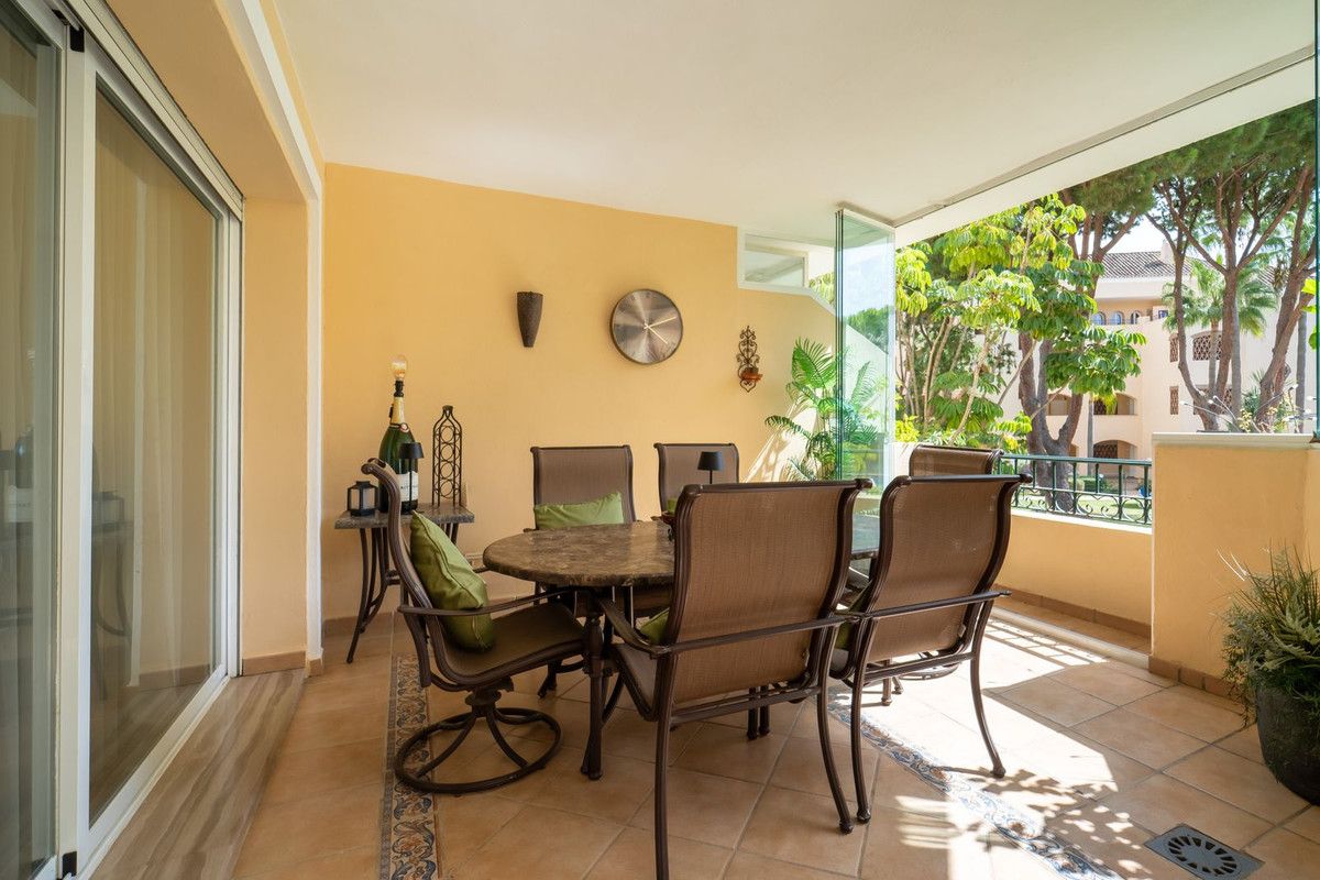 Appartement au premier étage à Elviria, Elviria, 7/12
