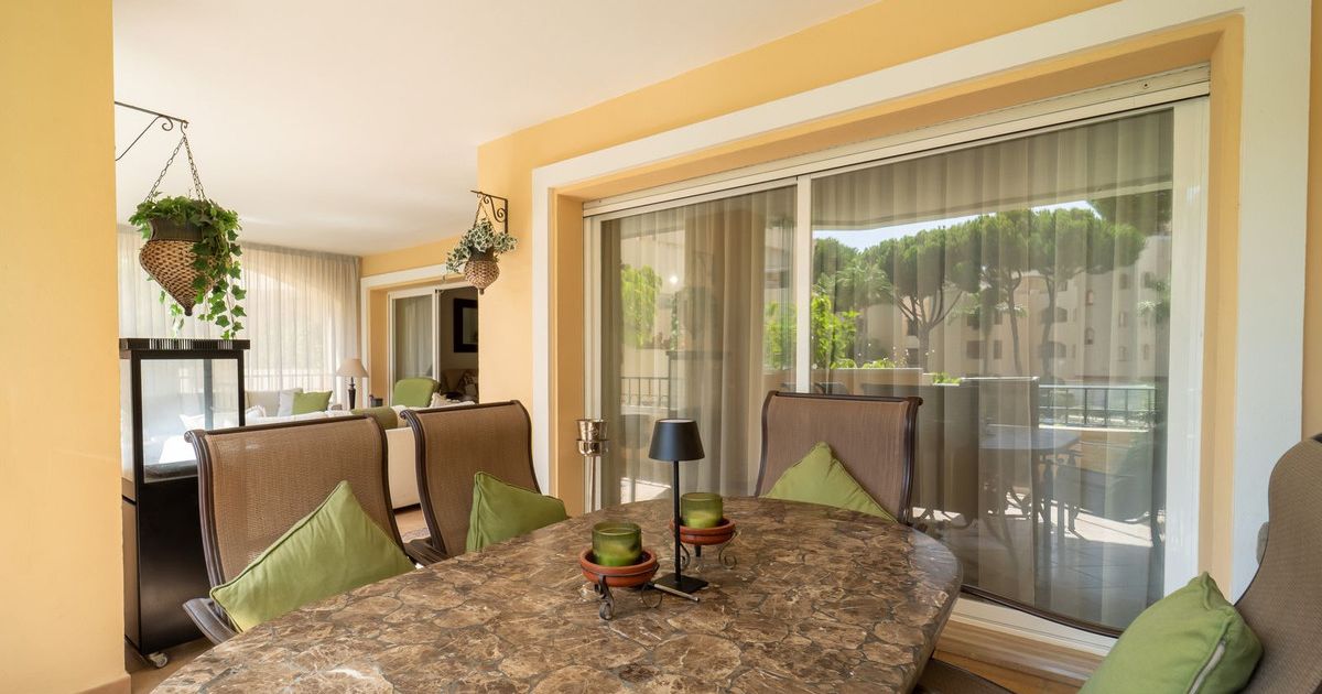 Appartement au premier étage à Elviria, Elviria, 8/12