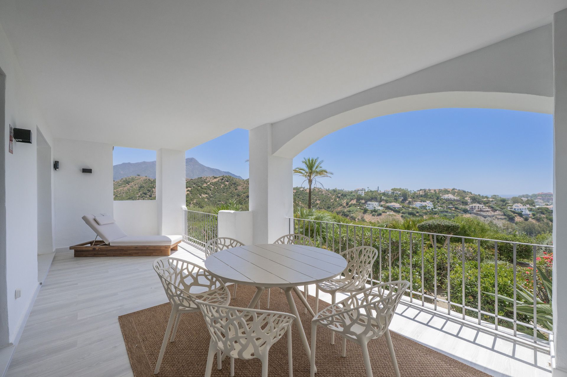Gelijkvloers appartement in Benahavis, Altos de La Quinta, Benahavis, 1/12