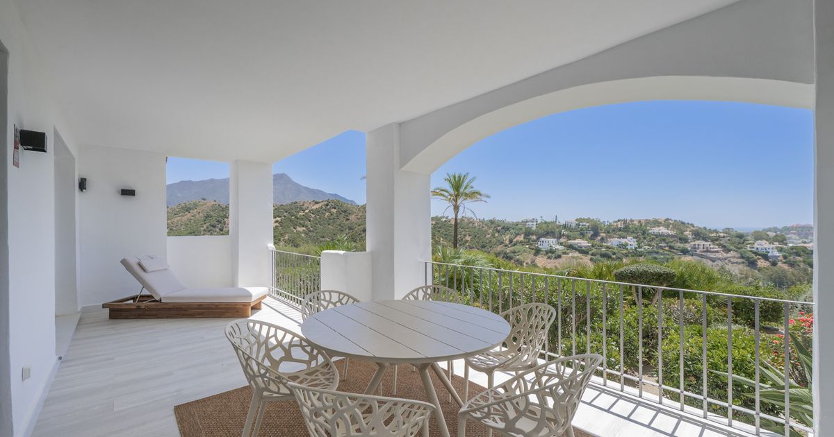 Gelijkvloers appartement in Benahavis, Altos de La Quinta, Benahavis, 1/12