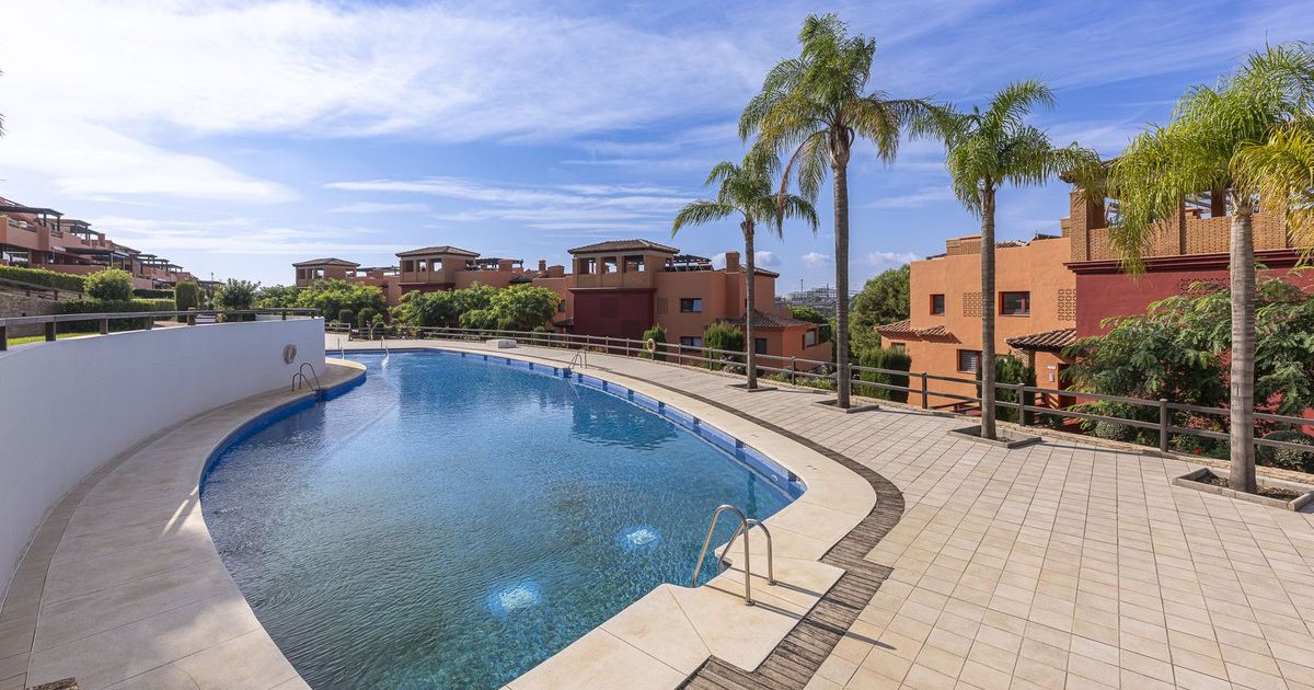 Ground Floor Apartment in Casares, Casares, 2/12