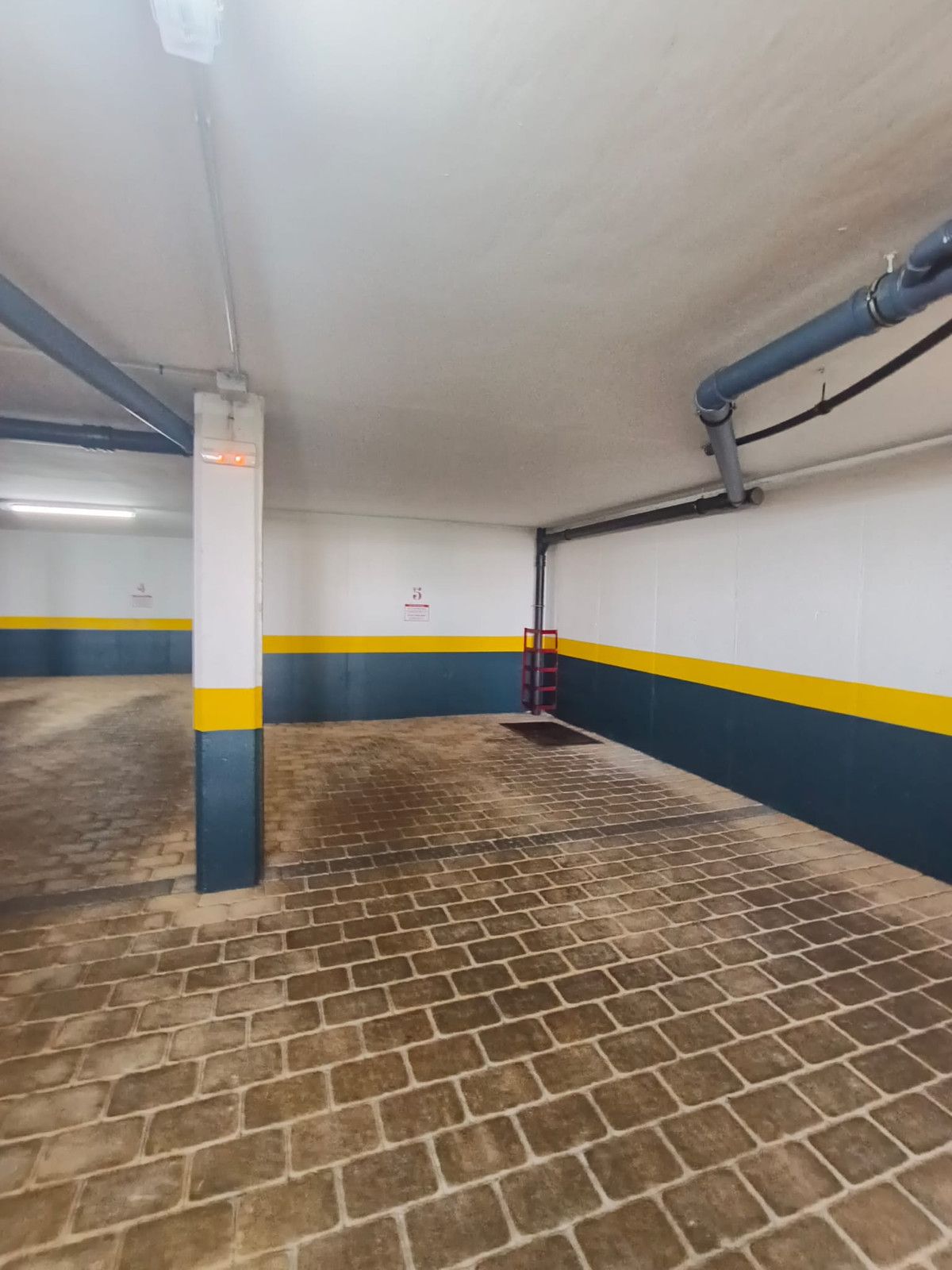 Apartamento en planta media en Nueva Andalucía, Nueva Andalucía, 12/12