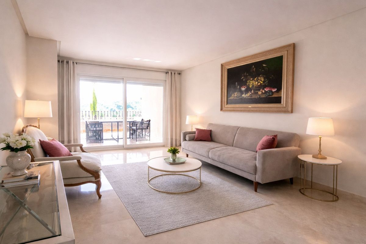 Apartamento en planta media en Nueva Andalucía, Nueva Andalucía, 3/12