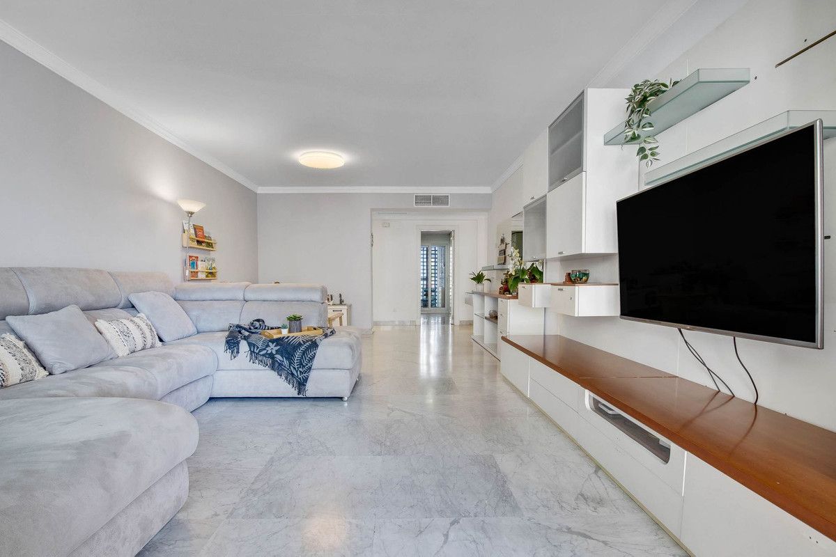 Apartamento en planta media en Torremolinos, Torremolinos, 2/12