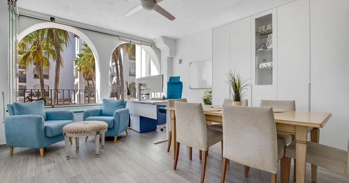 Apartamento en planta media en Torremolinos, Torremolinos, 12/12