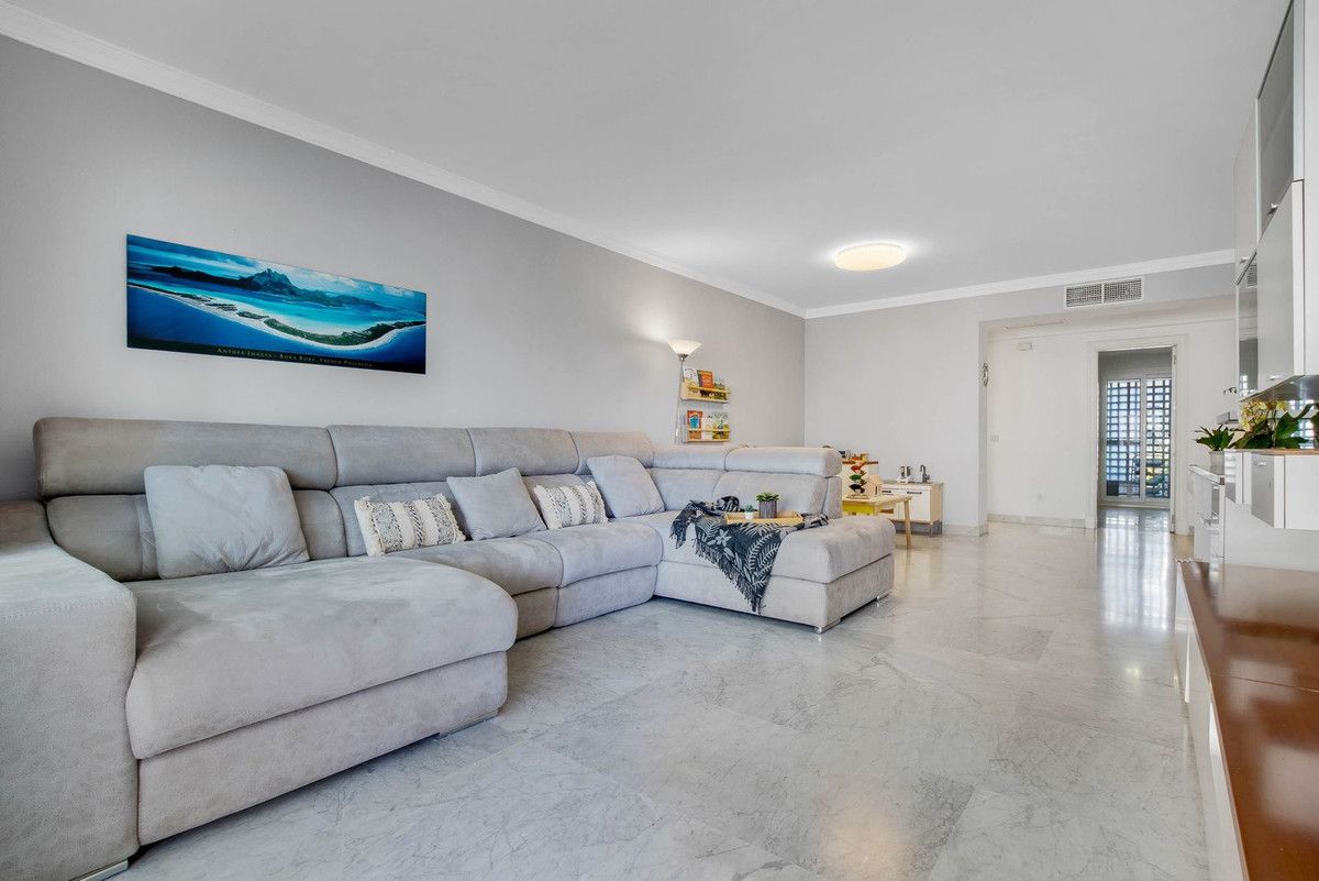 Apartamento en planta media en Torremolinos, Torremolinos, 3/12