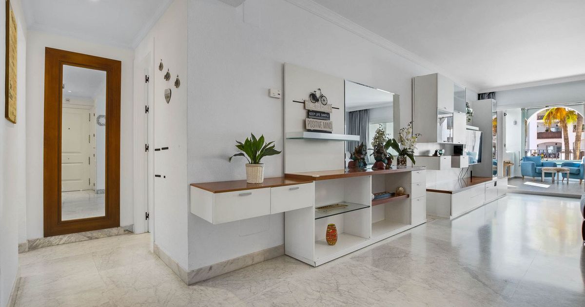 Apartamento en planta media en Torremolinos, Torremolinos, 7/12