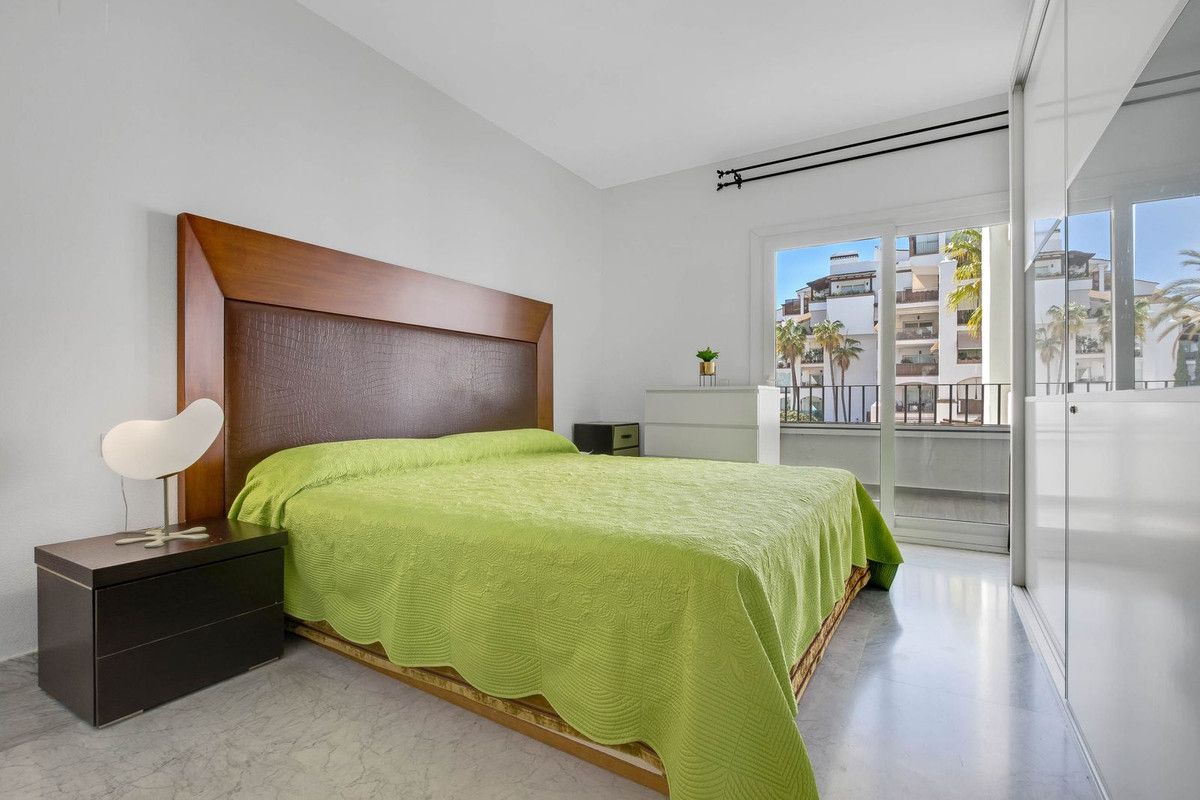 Apartamento en planta media en Torremolinos, Torremolinos, 10/12