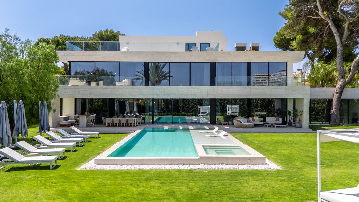 Fristående villa i Los Monteros, Los Monteros, 1/12