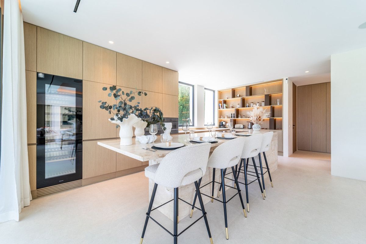 Fristående villa i Los Monteros, Los Monteros, 12/12