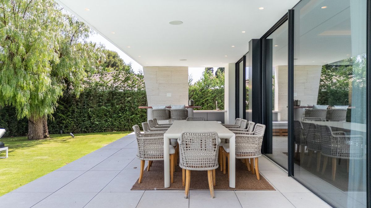 Fristående villa i Los Monteros, Los Monteros, 4/12