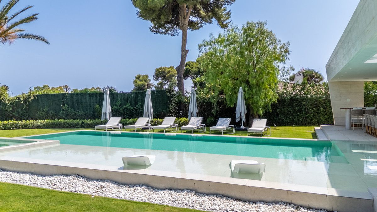 Fristående villa i Los Monteros, Los Monteros, 6/12