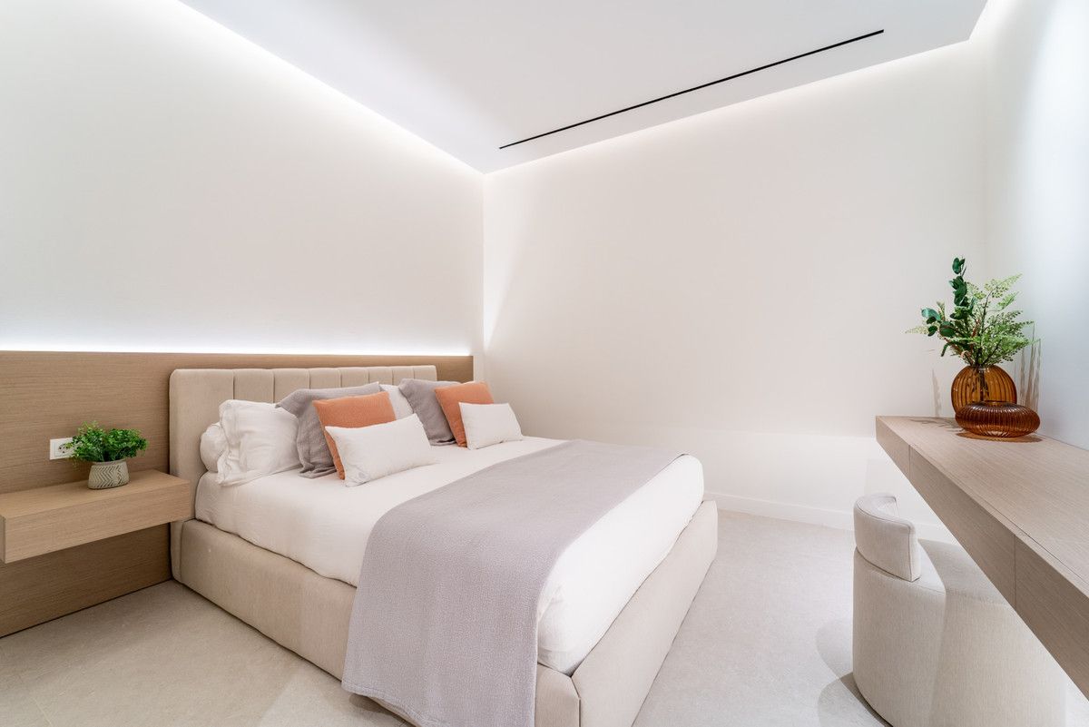 Fristående villa i Los Monteros, Los Monteros, 7/12