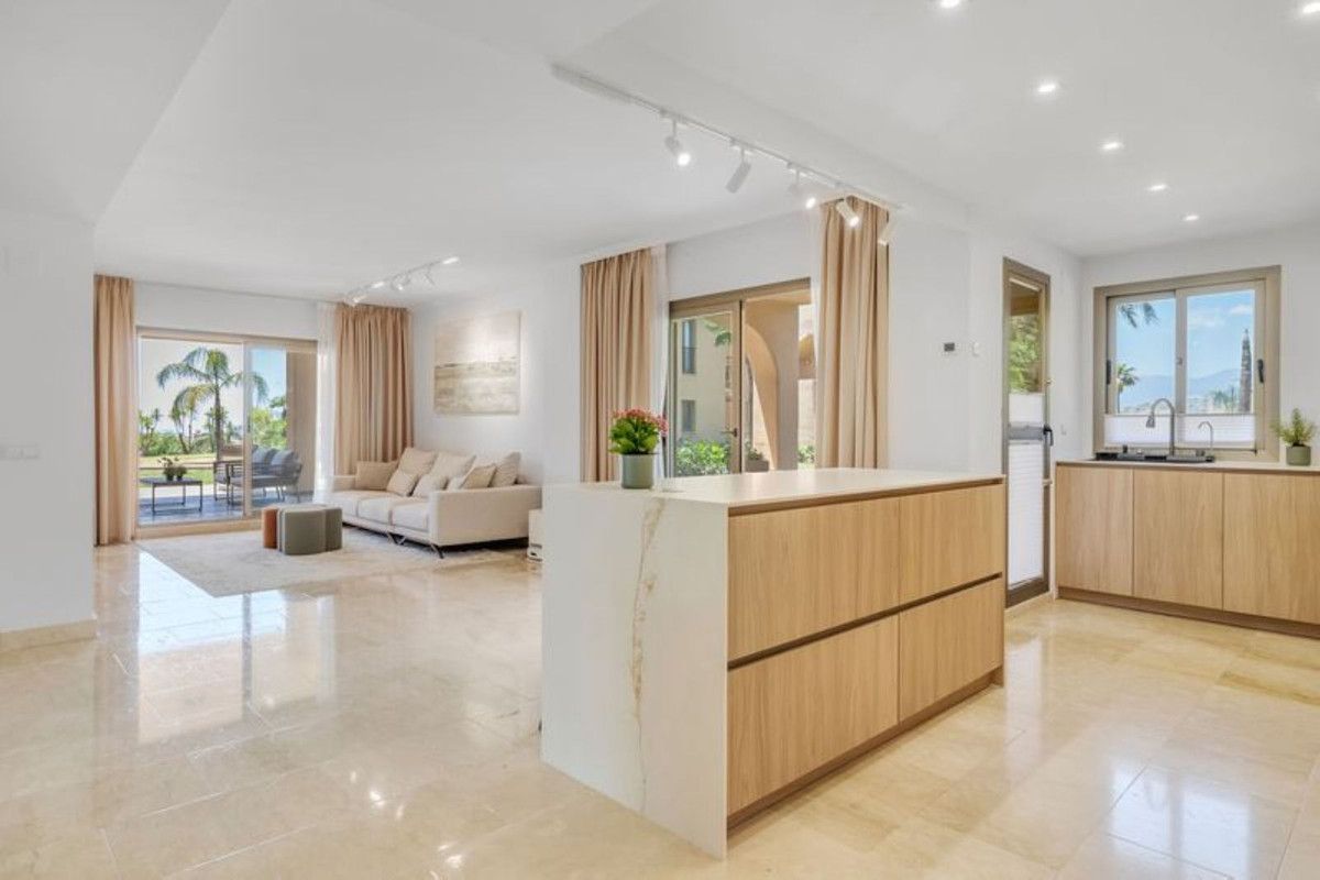 Appartement op de begane grond in Benahavís, Benahavís, 1/12