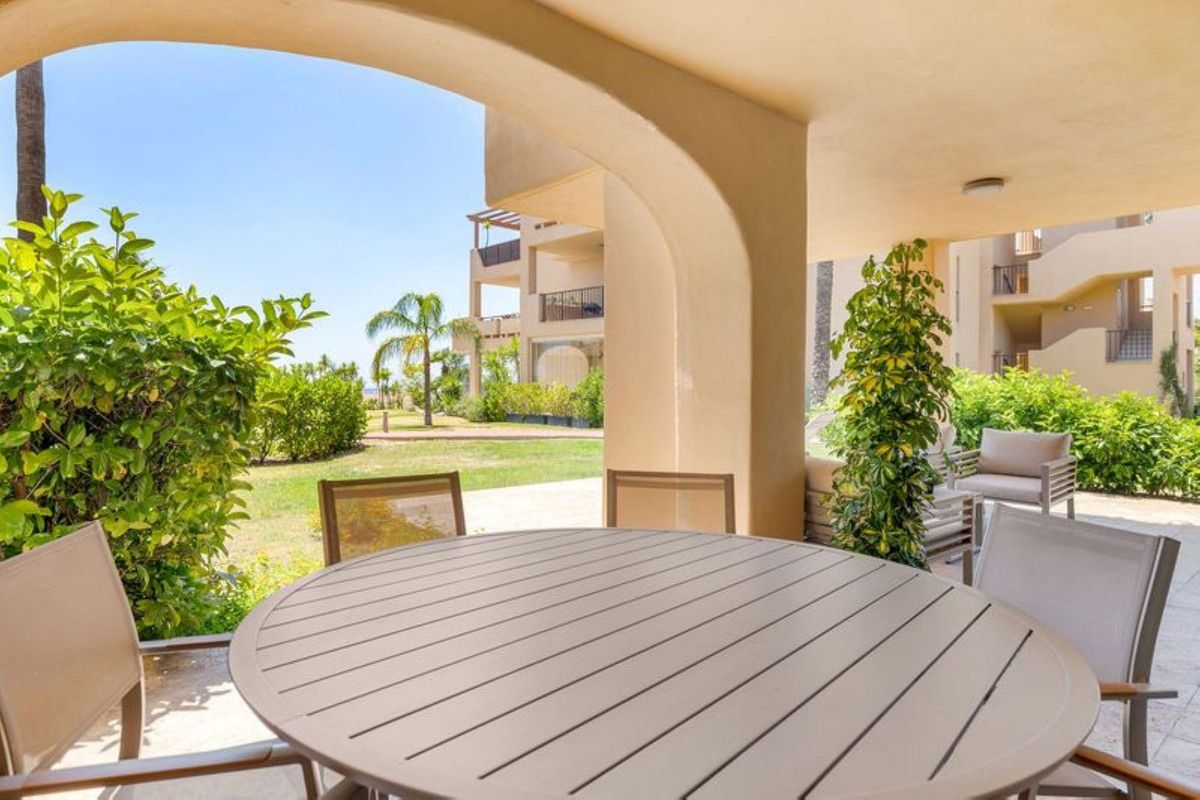 Appartement op de begane grond in Benahavís, Benahavís, 5/12