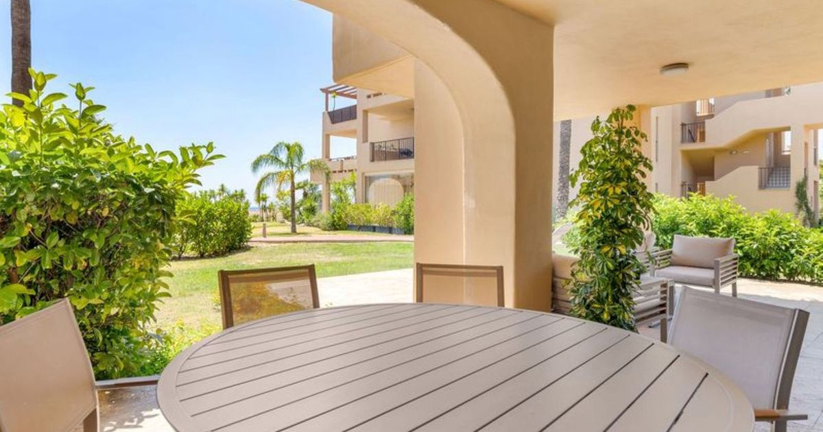 Appartement op de begane grond in Benahavís, Benahavís, 5/12