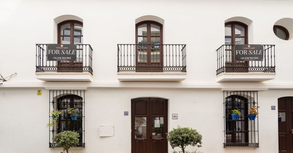 Radhus i Estepona, Estepona, 1/12
