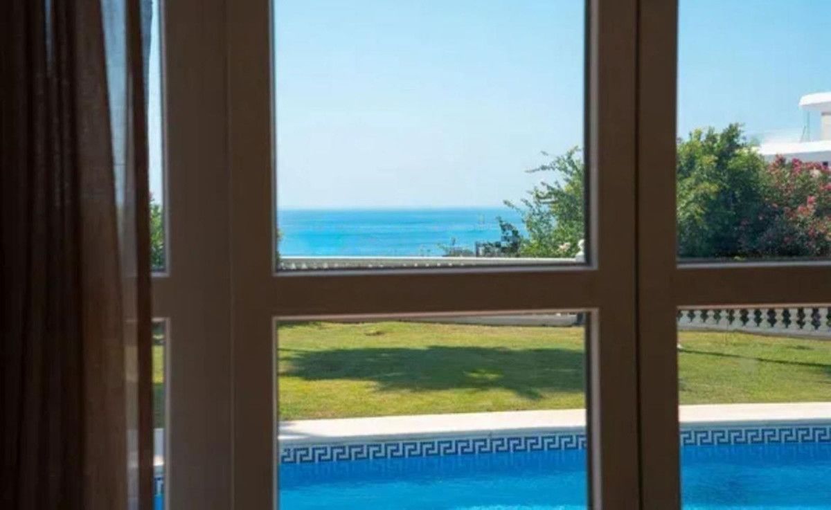 Villa Independiente en Selwo, Selwo, 3/12