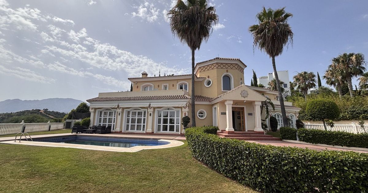 Villa Independiente en Selwo, Selwo, 4/12