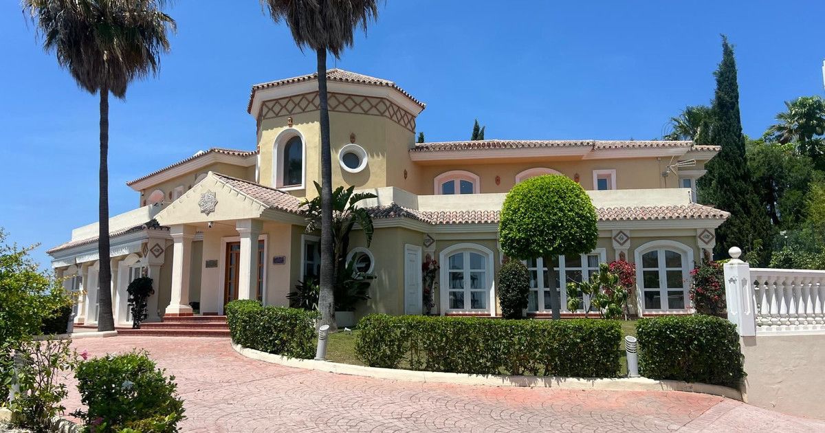 Villa Independiente en Selwo, Selwo, 5/12