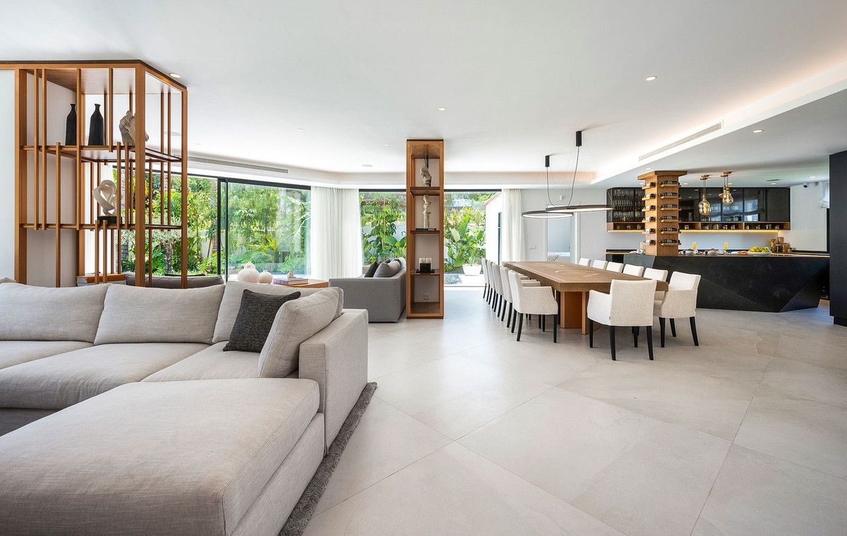 Villa in Nueva Andalucia, Nueva Andalucia, 7/12