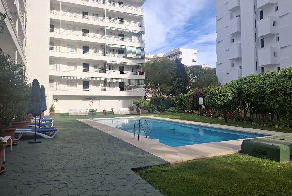 Appartement en étage moyen à Marbella, Marbella, 1/12