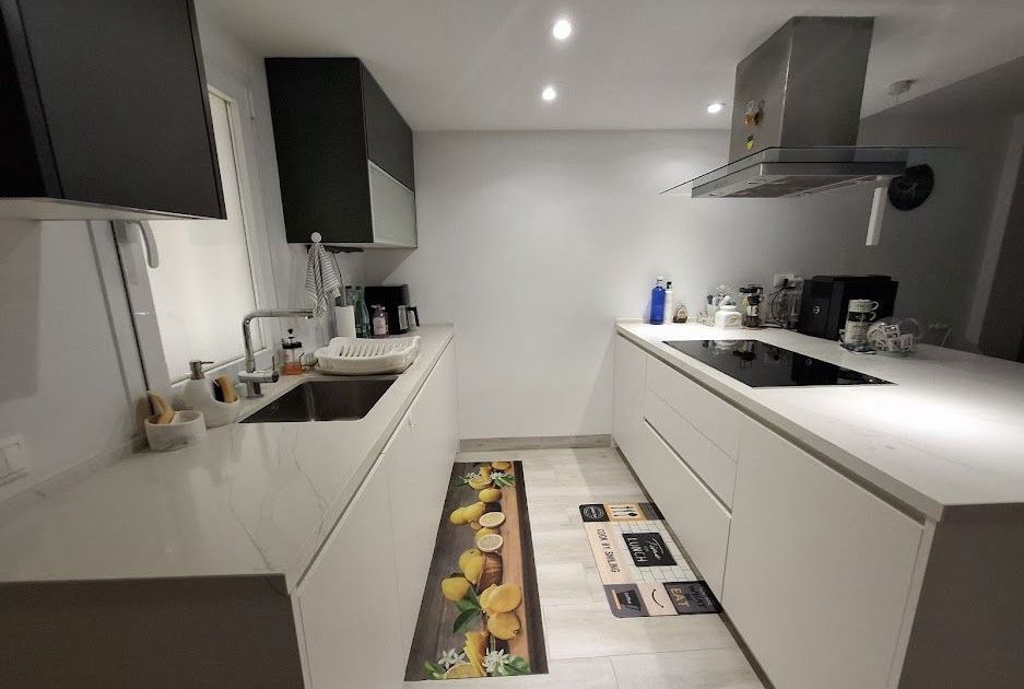 Appartement en étage moyen à Marbella, Marbella, 2/12