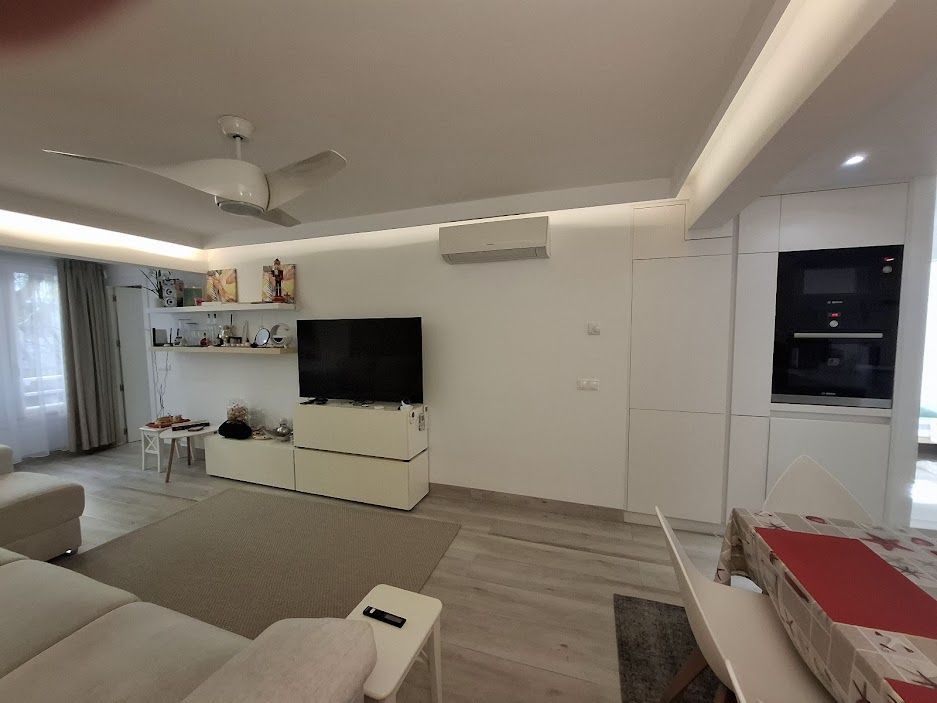 Appartement en étage moyen à Marbella, Marbella, 8/12
