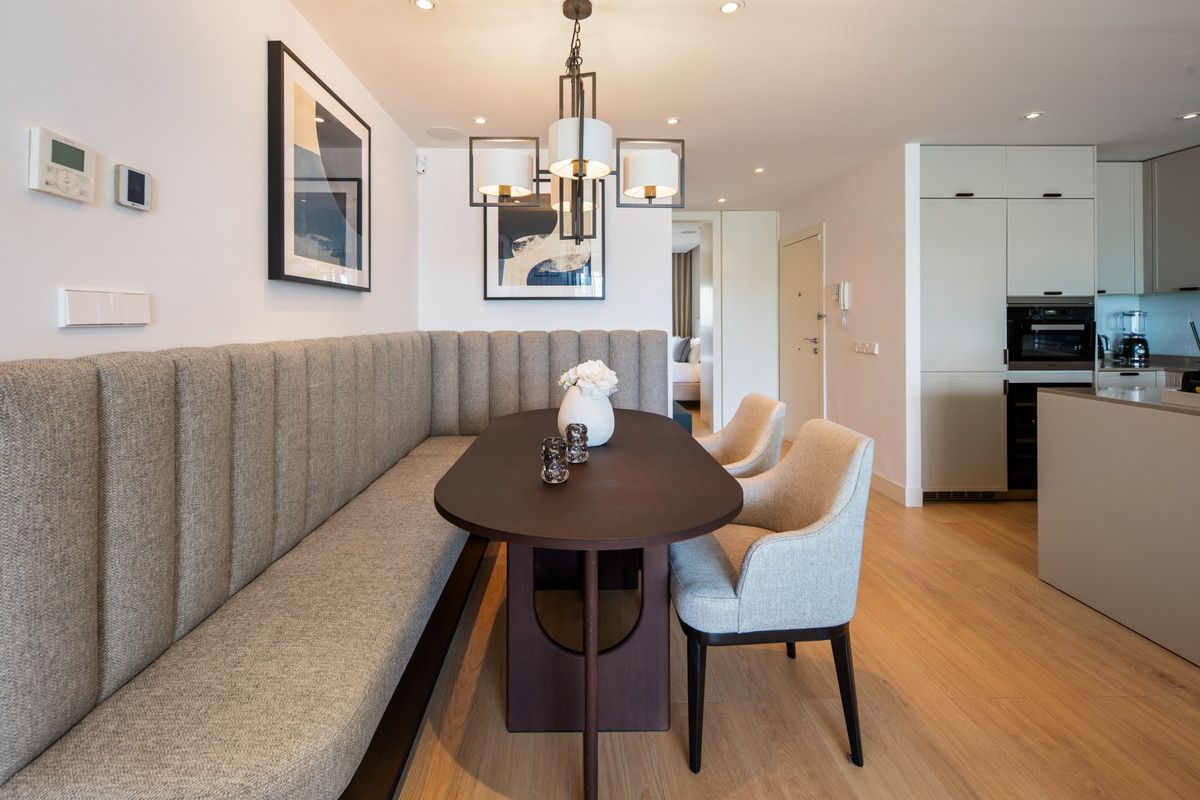 Appartement op de middelste verdieping in The Golden Mile, The Golden Mile, 10/12
