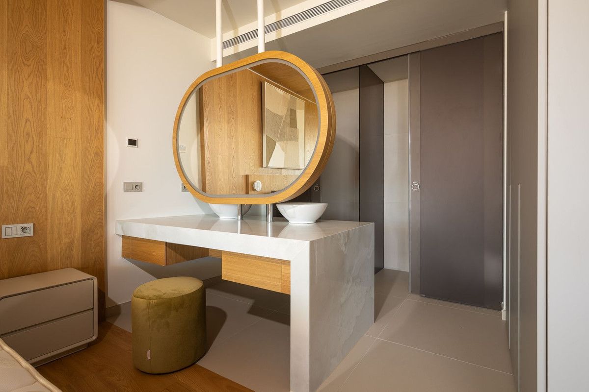 Apartamento de planta media en Fuengirola, Fuengirola, 11/12
