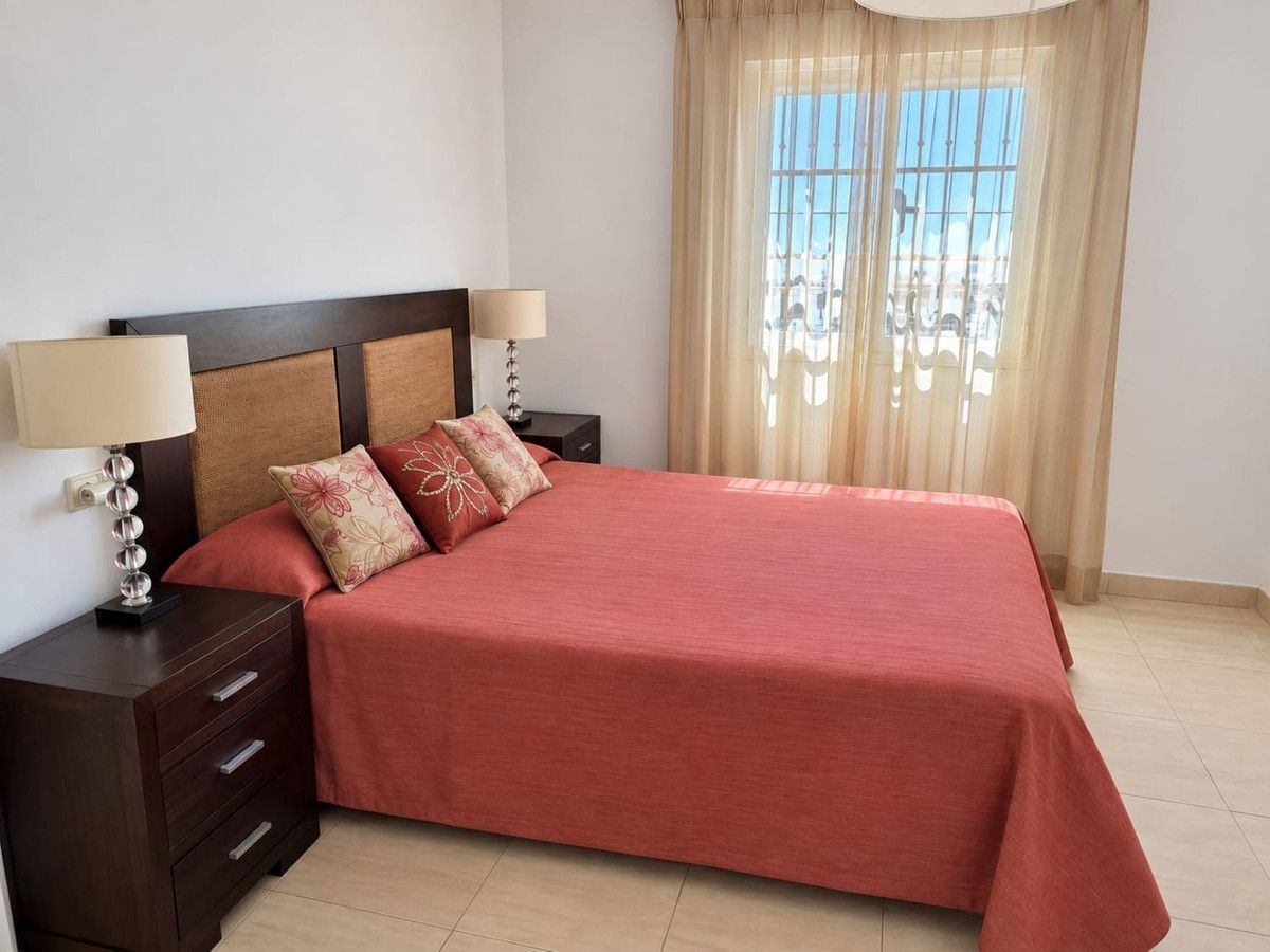Apartament na parterze w La Duquesa, La Duquesa, 4/12