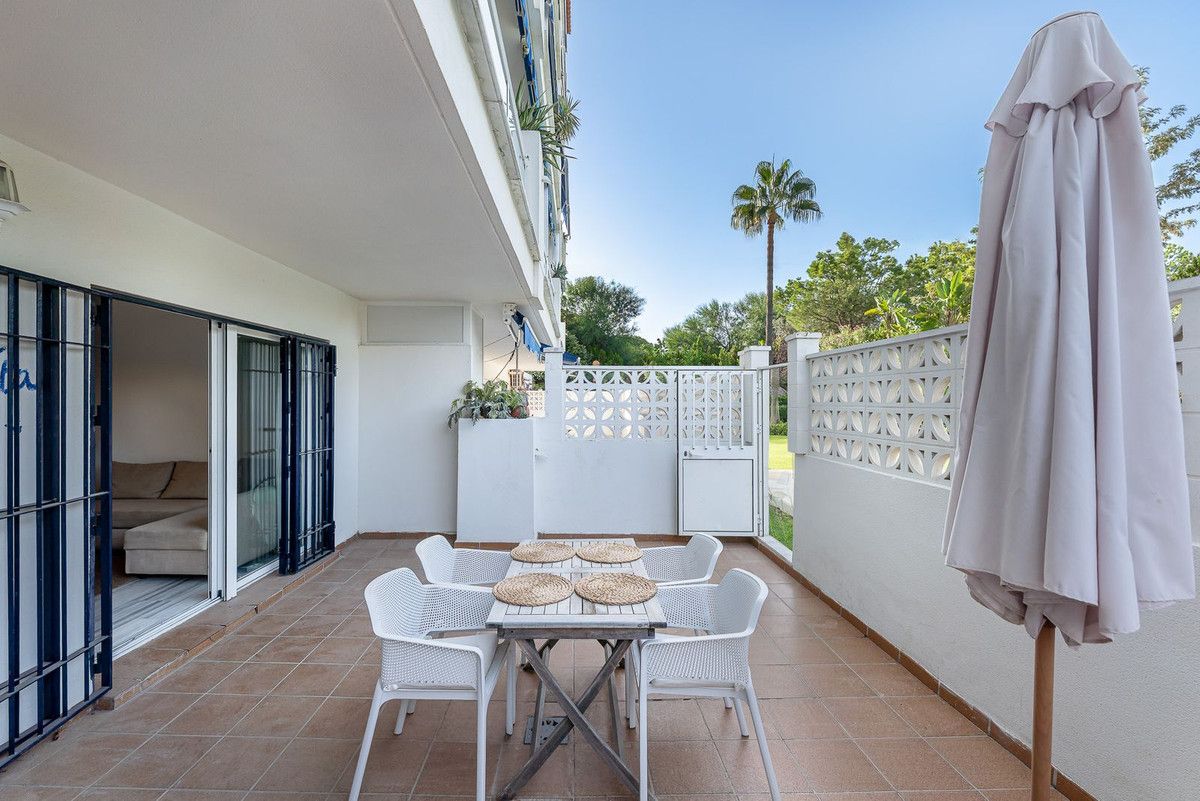 Ground Floor Apartment in El Rosario, El Rosario, 10/12