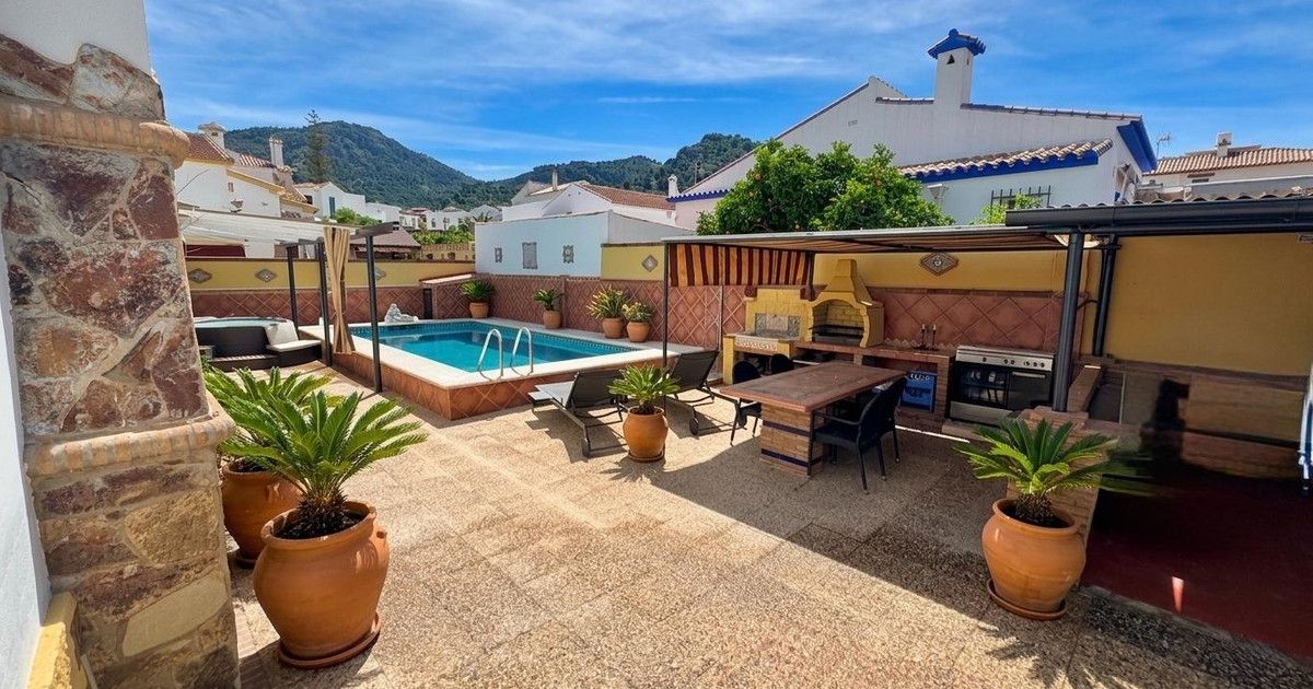Chalet independiente en Alhaurín de la Torre, Alhaurín de la Torre, 3/12