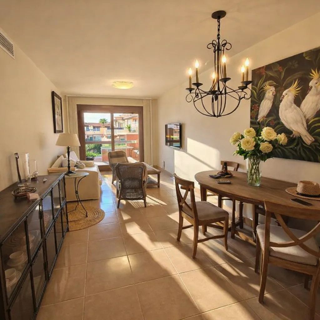 Apartament na środkowym piętrze w Estepona, Estepona, 7/11