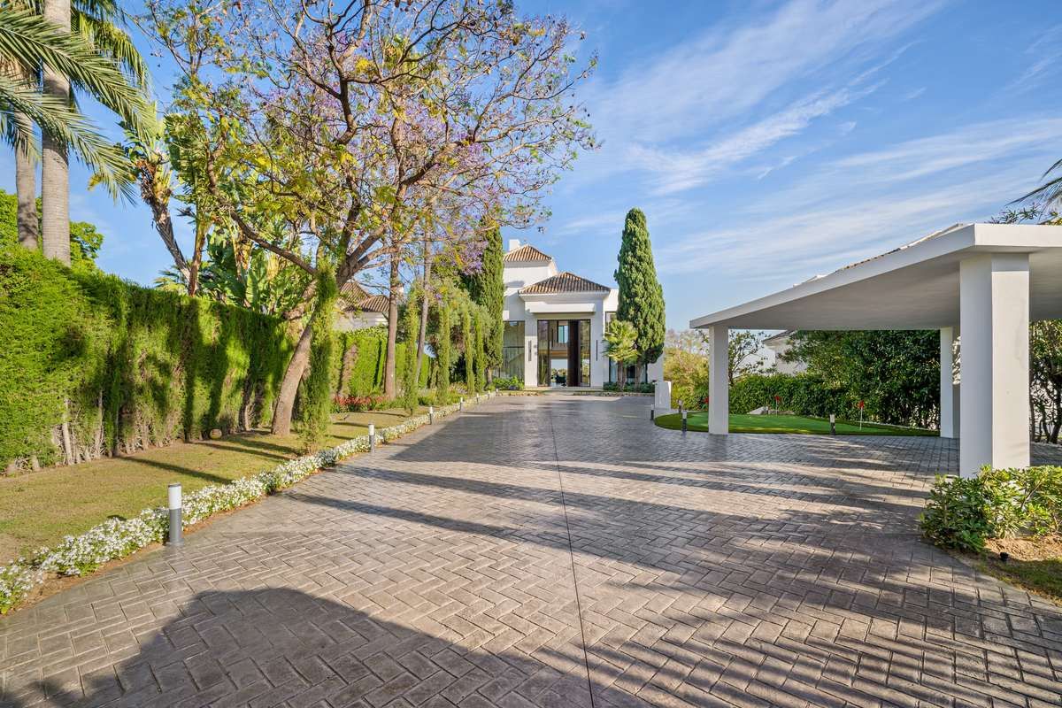 Вилла в Marbella, Marbella, 11/12