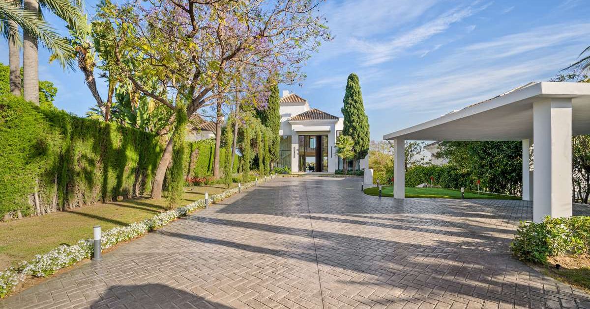 Вилла в Marbella, Marbella, 11/12