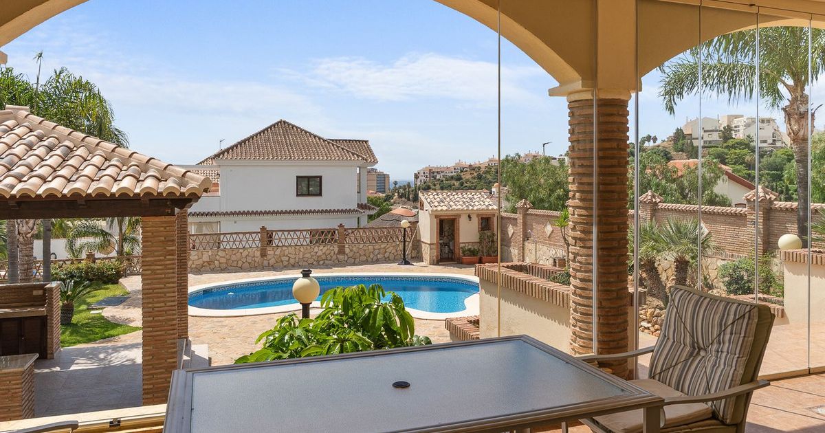Vrijstaande Villa in Torrequebrada, Torrequebrada, 3/12