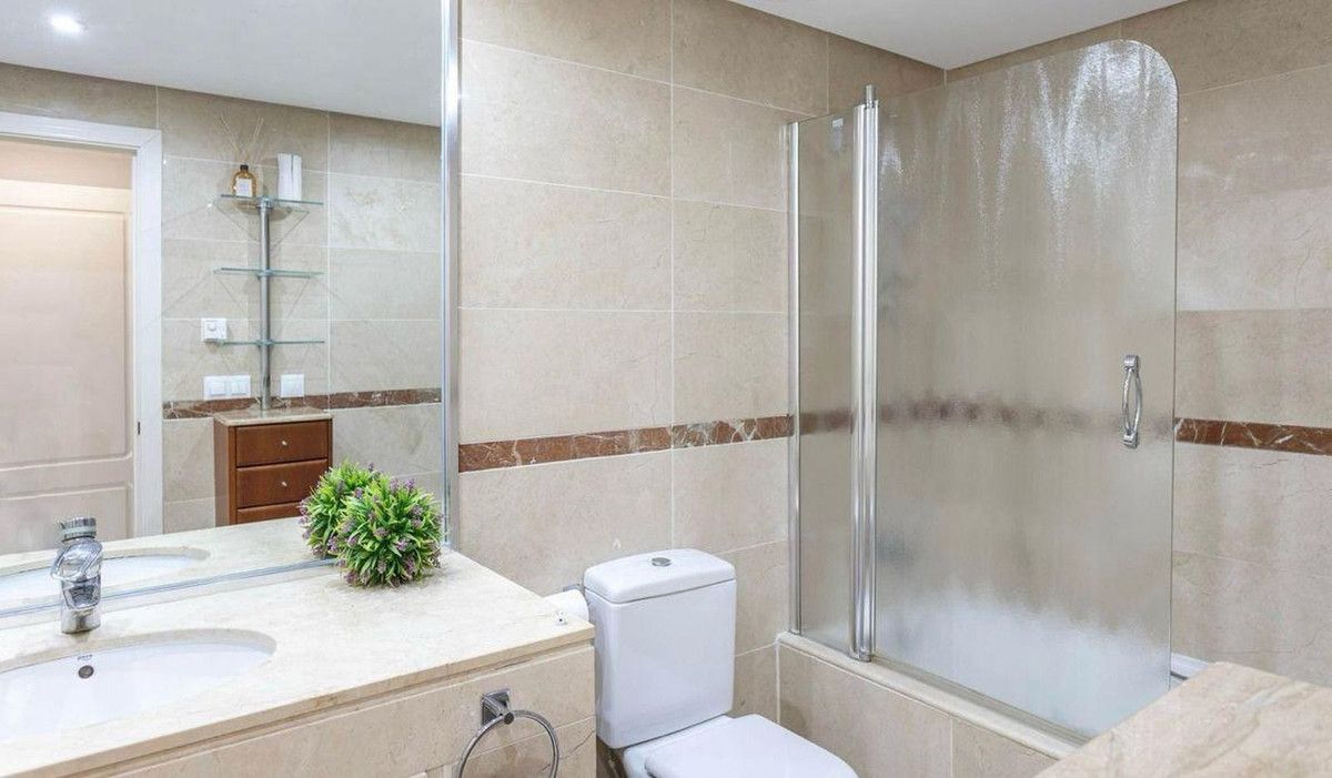 Appartement en rez-de-chaussée à San Pedro de Alcántara, San Pedro de Alcántara, 12/12
