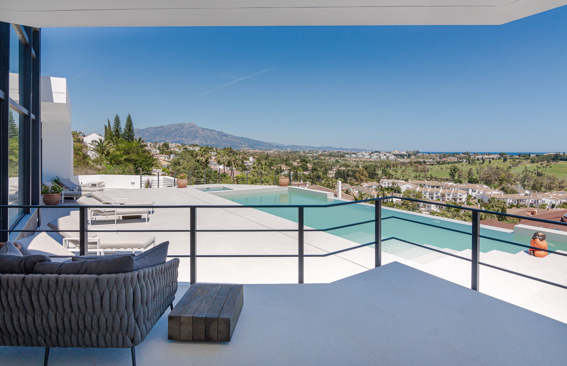 House in Benahavis, Paraiso Alto, Benahavis, 3/12