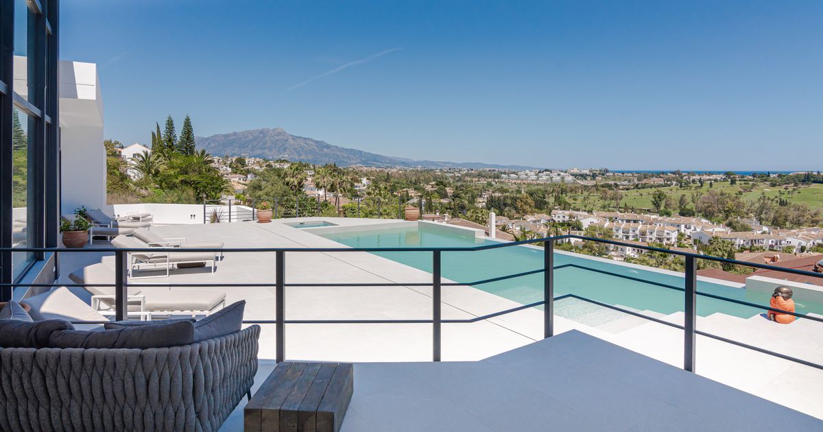 House in Benahavis, Paraiso Alto, Benahavis, 3/12