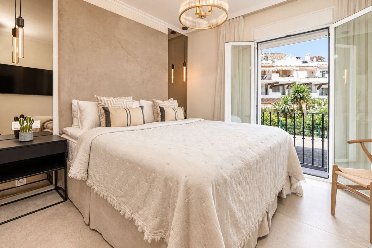 Appartement en rez-de-chaussée à San Pedro de Alcántara, San Pedro de Alcántara, 7/12