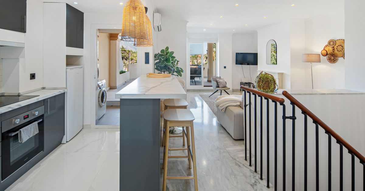 Duplex in Nueva Andalucia, Nueva Andalucia, 11/12